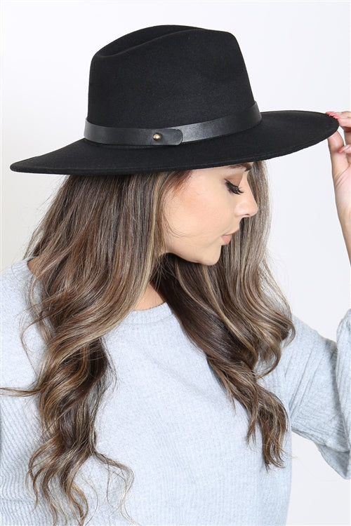 Black brim hat