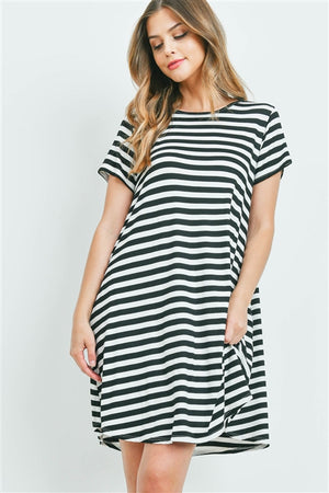 Short sleeve round neck black striped dress